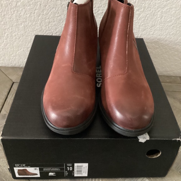 SOREL Evie II Zip Waterproof Ankle Boot (Women), size 10 - Picture 5 of 10